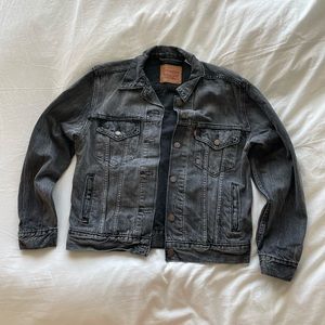LEVI'S BLACK DENIM JACKET
